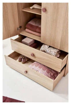 FLEXA - Popsicle Tøyskap Cherry 202x101cm -UNOLIVING Butikk flexa popsicle klaedeskab cherry 202x101cm klaedeskab FL00646 5 6fe6