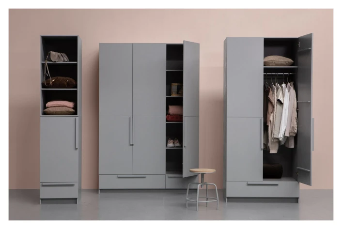 WOOOD Pure Garderobeskap 215x142x60 - Grå 2 WOOOD Pure Garderobeskap 215x142x60 - Grå - Bilde 2